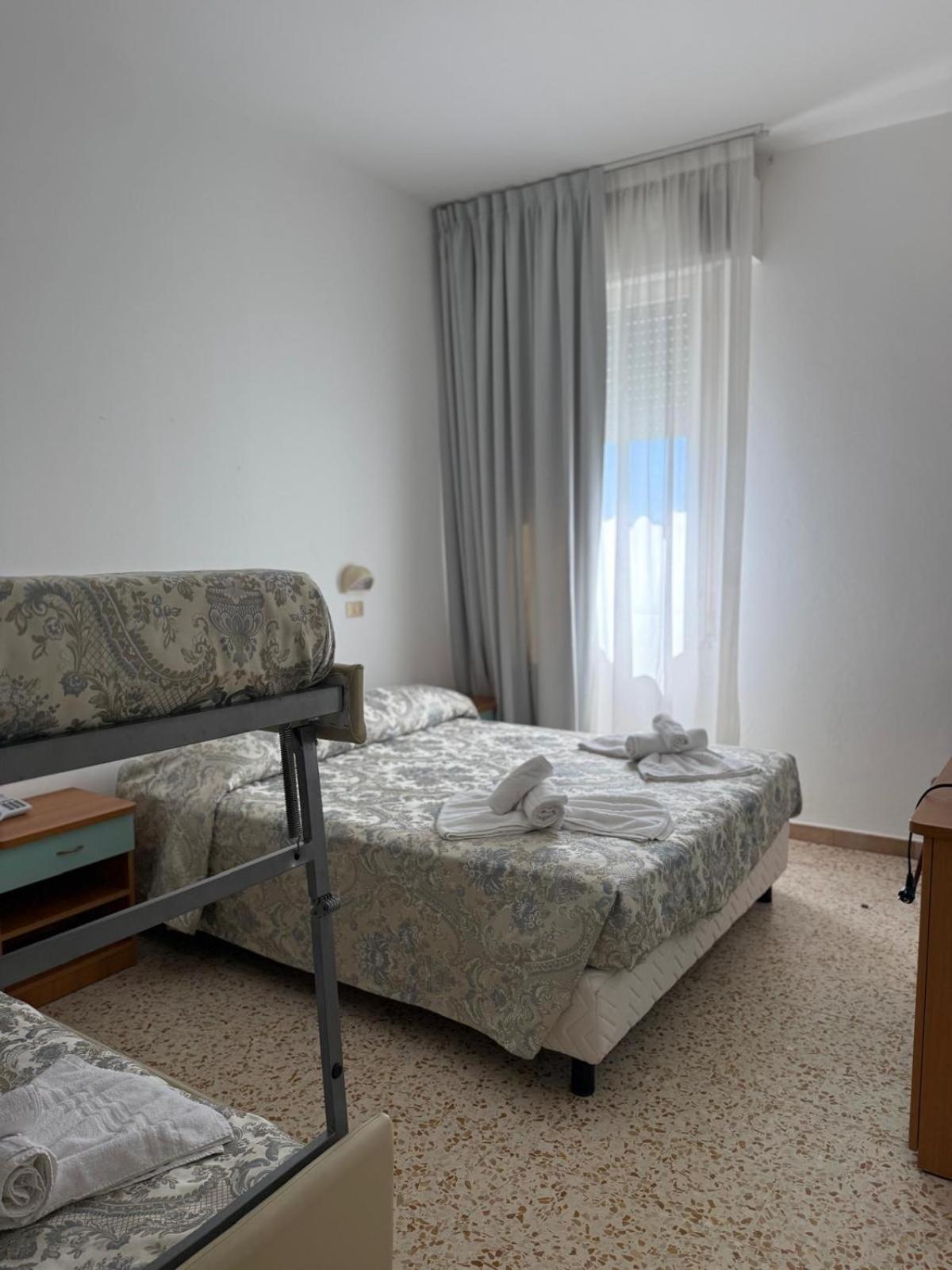 Paola 3* Bellaria-Igea Marina